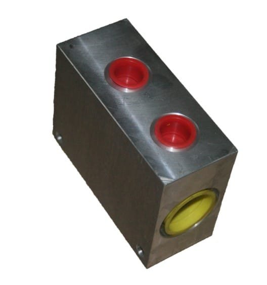 Flow-Divider-Body1.jpg DCC50 1/2inch Flow Divider Body