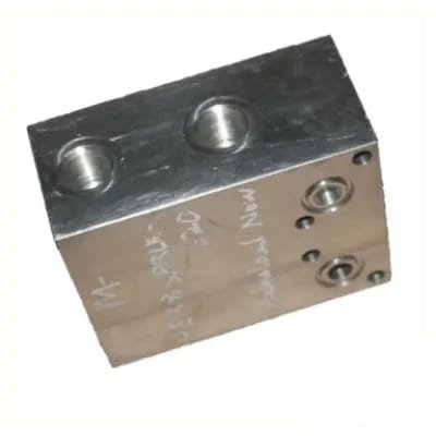 M-HE38SABLK620-400x400-1.jpg Special Stab-A-Load Double Solenoid Block Only, 3/8"